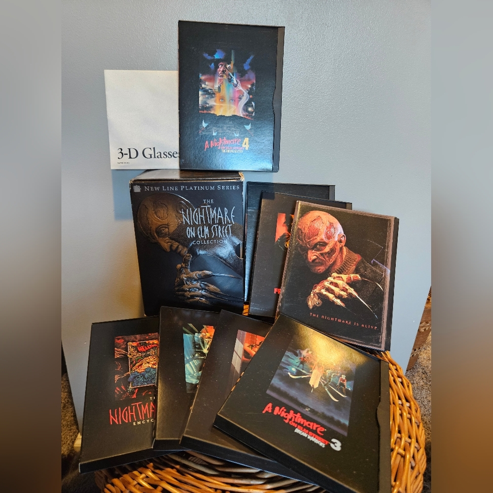 The Nightmare On Elm Street Collectors Edition DVD Freddy Kruger Movie Box Set